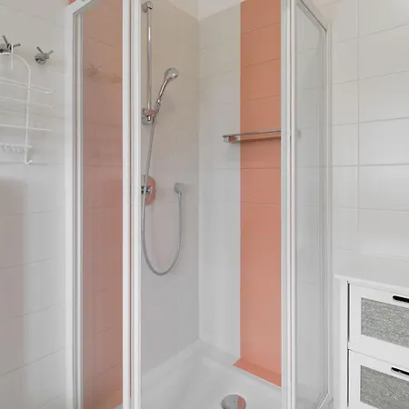 Enrico - Two Bedroom With Jacuzzi Apartament Poreč